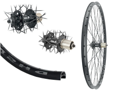 B�rwinkels 26 Zoll Hinterrad 21-559 DH21 schwarz Disk mit �sen 36L BDCP MT601 6 Loch Disc 8-11-Fach Schnellspanner Speichen Nirosta 2mm schwarz